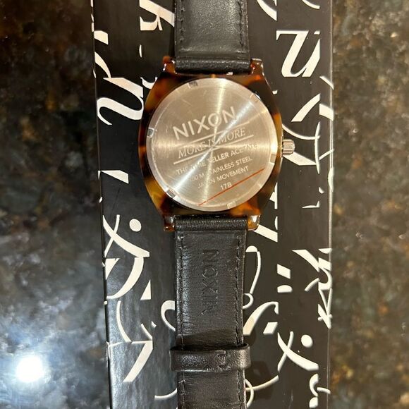 Men’s Nixon, stainless steel, silver/black quartz watch - Picture 5 of 8